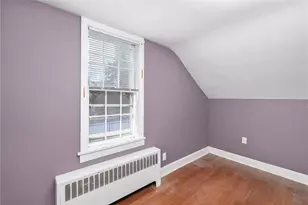 15 11th St, Providence, RI 02906 - Photo 7