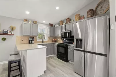 51 Cove Avenue, Barrington, RI 02806 - Photo 7