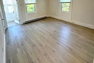 8 Bridge St, Newport, RI 02840 - Photo 9