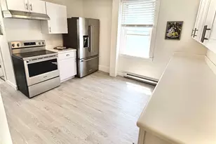 8 Bridge St, Newport, RI 02840 - Photo 1