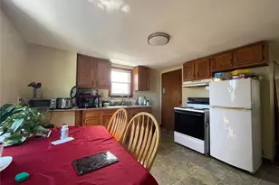 42 Fremont St, Providence, RI 02906 - Photo 27