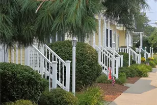 21 Hyde Ave, Pawtucket, RI 02861 - Photo 3