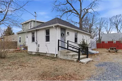 31 Oakhurst Avenue, Warwick, RI 02889 - Photo 13