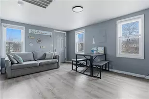 31 Oakhurst Ave, Warwick, RI 02889 - Photo 7