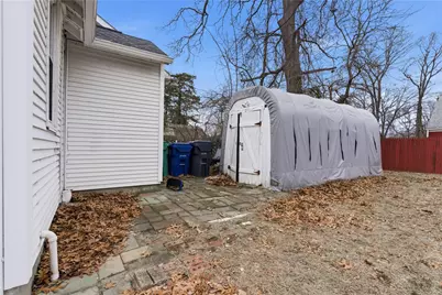 31 Oakhurst Avenue, Warwick, RI 02889 - Photo 13