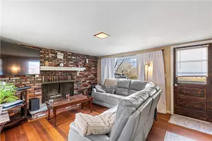 52 Maxfield Ave, East Providence, RI 02914 - Photo 5