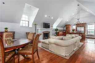 1000 Chapel View Blvd, Cranston, RI 02920 - Photo 9