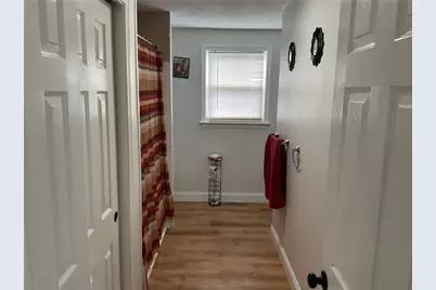 16 Arrow Avenue, Warwick, RI 02886 - Photo 9