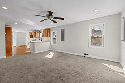 444 Pequot Avenue, Warwick, RI 02889 - Photo 3