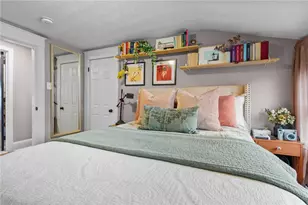 86 Rochambeau Ave, Providence, RI 02906 - Photo 25