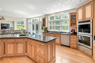 180 Cottontail Dr, Portsmouth, RI 02871 - Photo 21