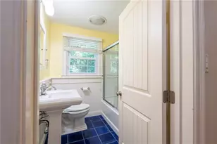 48 Pleasant St, Portsmouth, RI 02871 - Photo 41