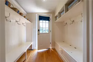 48 Pleasant St, Portsmouth, RI 02871 - Photo 9