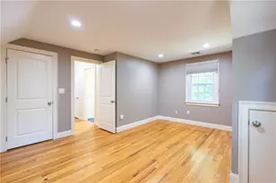 48 Pleasant St, Portsmouth, RI 02871 - Photo 37