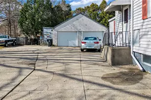 1244 Douglas Ave, North Providence, RI 02904 - Photo 15