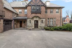 330 Freeman Pkwy, Providence, RI 02906 - Photo 3