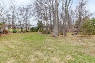51 Janet Dr, Cranston, RI 02921 - Photo 35