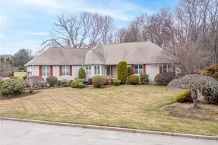 51 Janet Dr, Cranston, RI 02921 - Photo 1