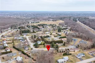 51 Janet Dr, Cranston, RI 02921 - Photo 3