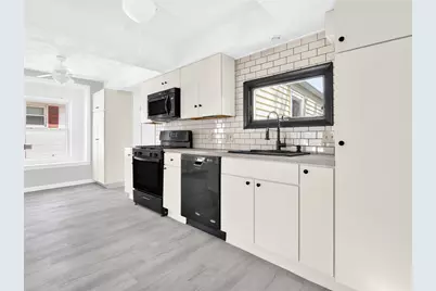 28 Fulton Street, Warwick, RI 02889 - Photo 13