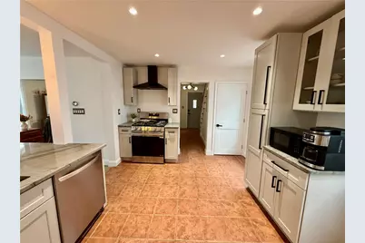 571 Winter Street, Woonsocket, RI 02895 - Photo 7