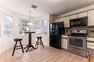 65 Scenic Dr, West Warwick, RI 02893 - Photo 9