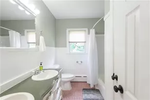 5 Sherri Ln, Middletown, RI 02842 - Photo 13