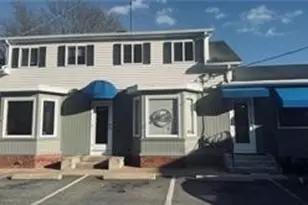 968 Plainfield St, Johnston, RI 02919 - Photo 5