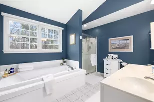 33 Old Meadow Ln, Cumberland, RI 02864 - Photo 25