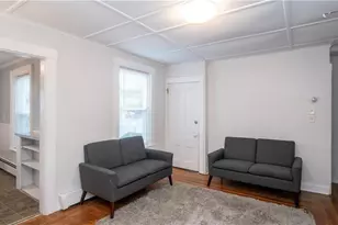 11 Young St, Newport, RI 02840 - Photo 3