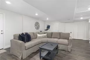 80 Conley Ave, Cranston, RI 02921 - Photo 39