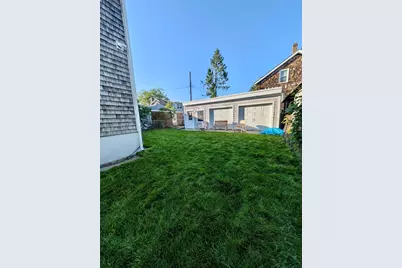 18 Bedlow Avenue, Newport, RI 02840 - Photo 15