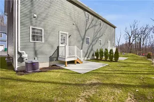 26 Kensington Wy, Johnston, RI 02919 - Photo 39