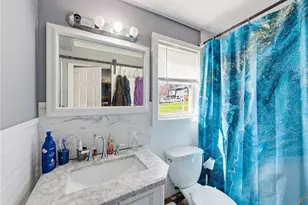 196 Simmonsville Ave, Johnston, RI 02919 - Photo 17