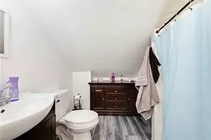 196 Simmonsville Ave, Johnston, RI 02919 - Photo 27