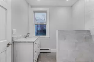 10 Braman St, Newport, RI 02840 - Photo 19