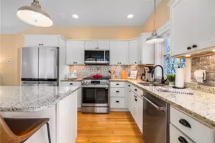 80 Spindrift St, Jamestown, RI 02835 - Photo 9