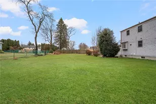 74 Maize Corn Rd, Portsmouth, RI 02871 - Photo 31