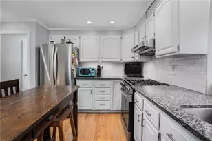 74 Maize Corn Rd, Portsmouth, RI 02871 - Photo 5