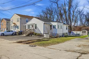 15 Gage St, Providence, RI 02909 - Photo 3