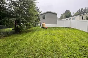 14 Hemlock Rd, Glocester, RI 02814 - Photo 3