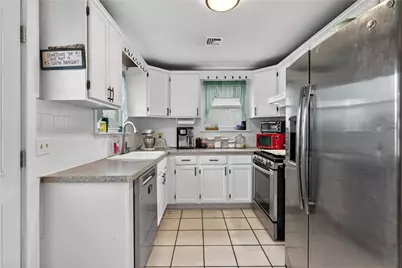 122 Leigh Street, Warwick, RI 02889 - Photo 11