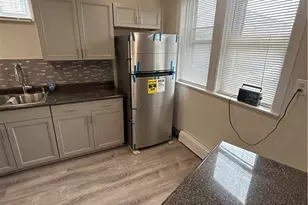 143 Pidge Ave, Pawtucket, RI 02860 - Photo 1