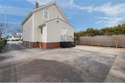 10 Brightridge Avenue, East Providence, RI 02914 - Photo 39