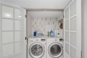 10 Brightridge Ave, East Providence, RI 02914 - Photo 35