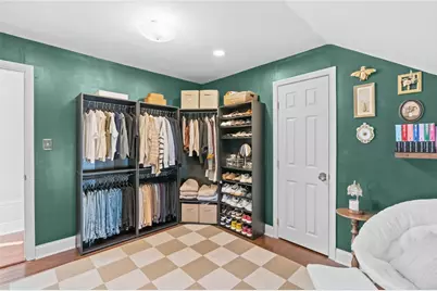 10 Brightridge Avenue, East Providence, RI 02914 - Photo 23