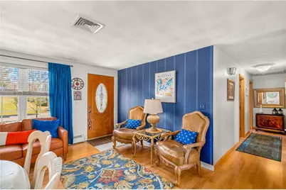 1 Saint Anna Avenue, Bristol, RI 02809 - Photo 9