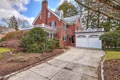 39 Harwich Road, Providence, RI 02906 - Photo 3