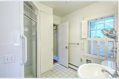 39 Harwich Road, Providence, RI 02906 - Photo 29