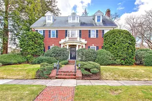 39 Harwich Rd, Providence, RI 02906 - Photo 1